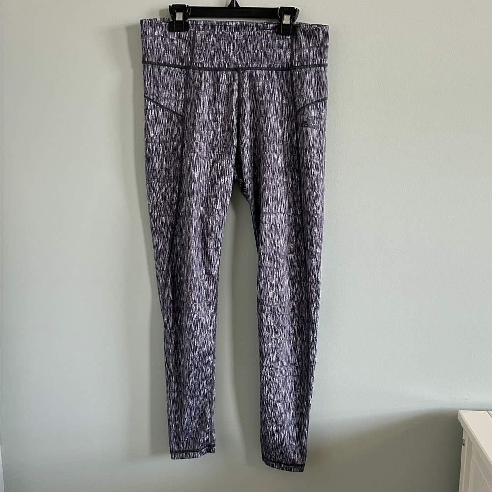 adidas Black and Gray Patterned Leggings